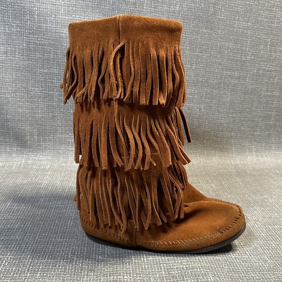 Minnetonka Moccasins Suede Leather Fringe Boots US 6 - Picture 2 of 12